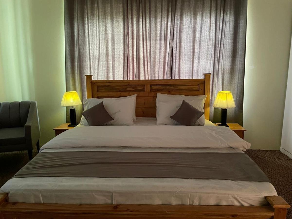 Skardu Saraye Hotel & Resort Extérieur photo