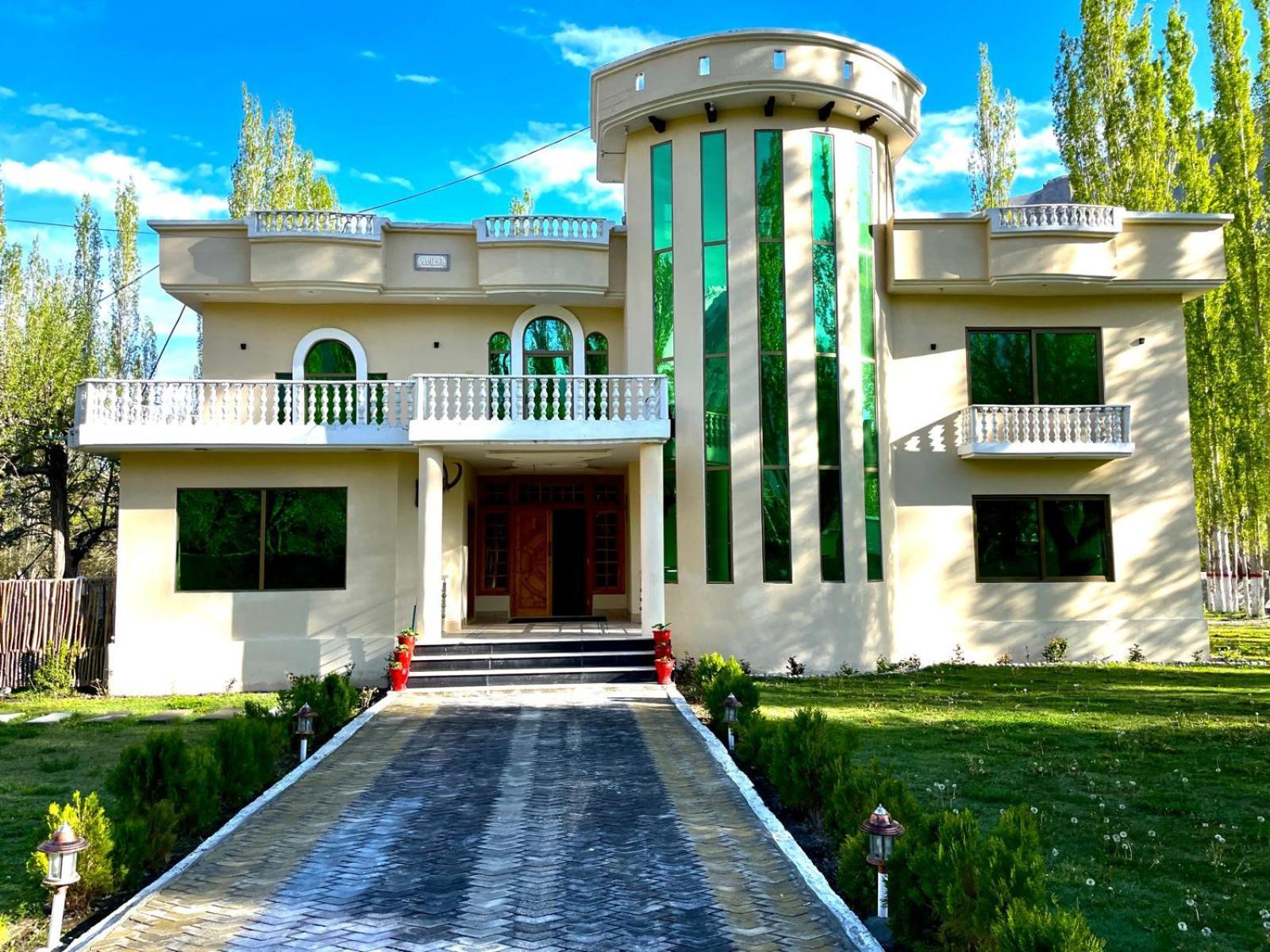 Skardu Saraye Hotel & Resort Extérieur photo
