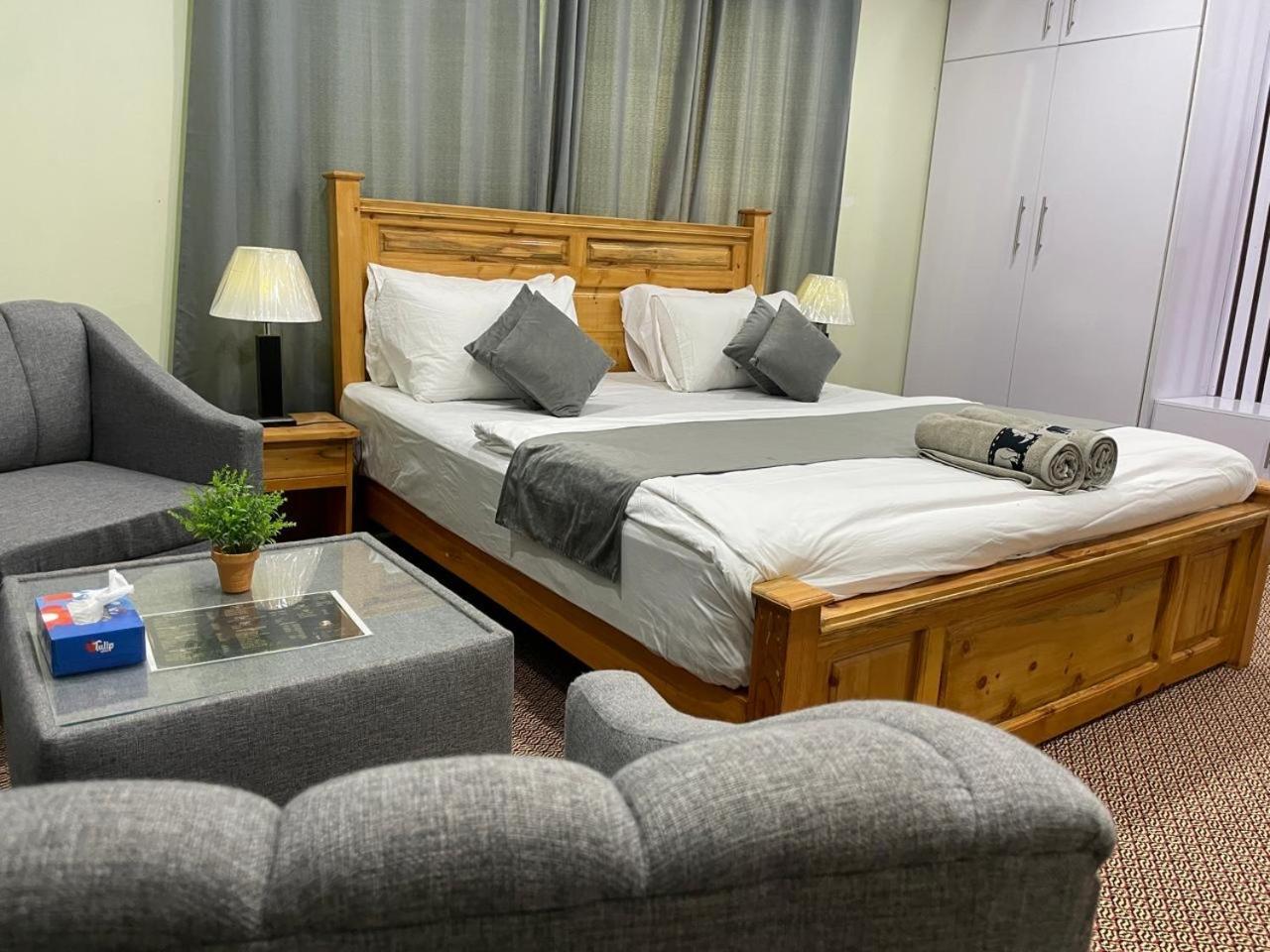 Skardu Saraye Hotel & Resort Extérieur photo
