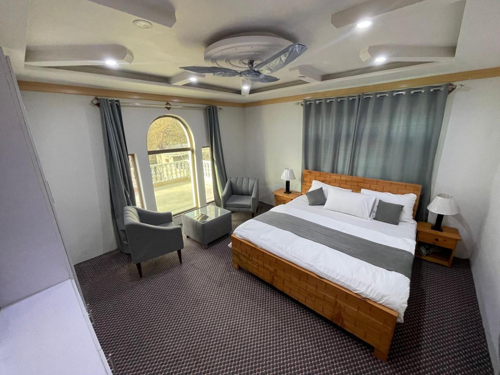 Skardu Saraye Hotel & Resort Extérieur photo