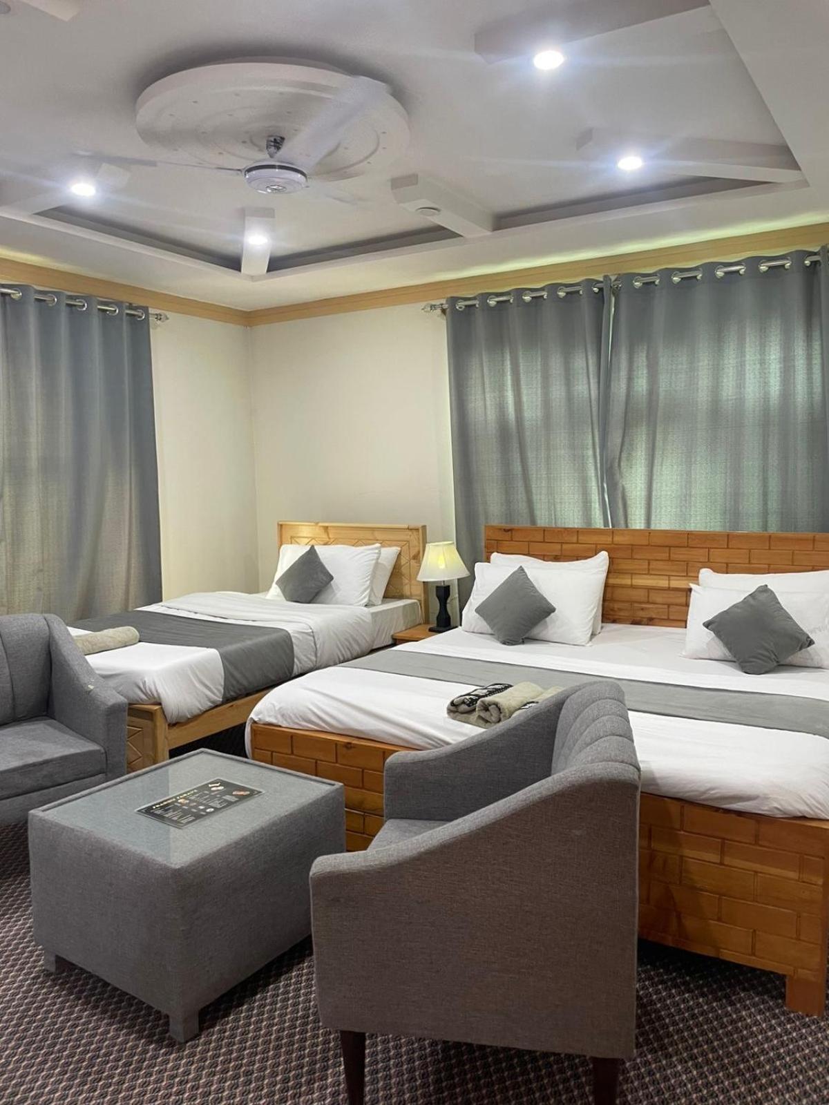 Skardu Saraye Hotel & Resort Extérieur photo